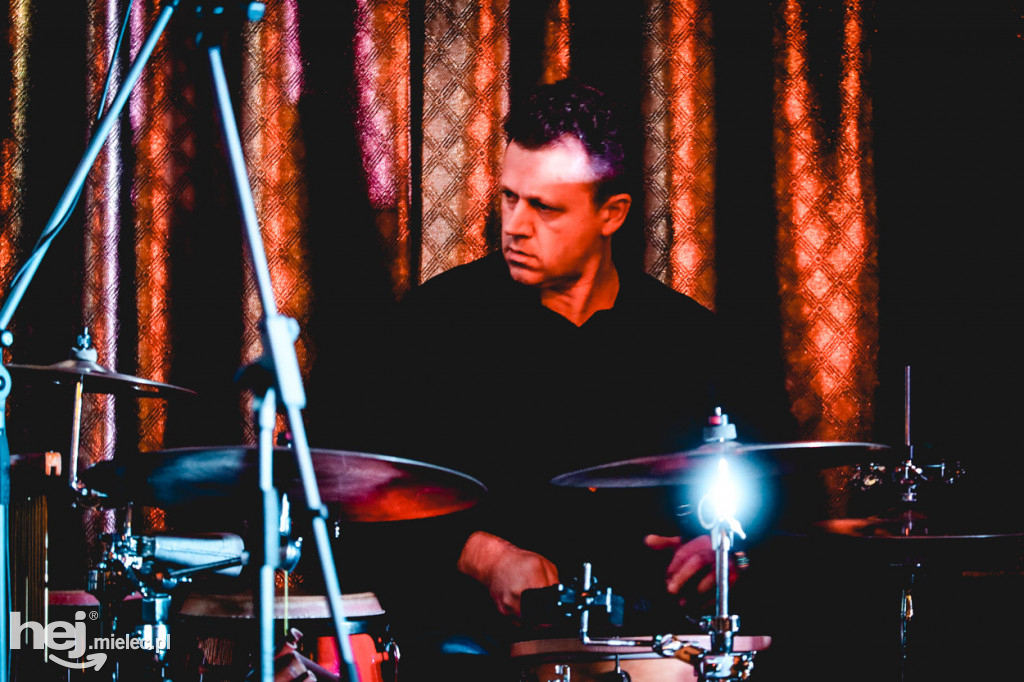 Trzecia Zmiana - koncert w Iskierce
