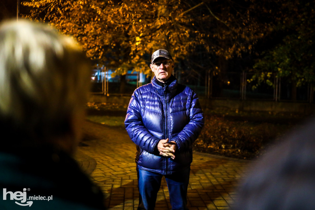 Spotkanie obywatelskie przy Pomniku Wolności