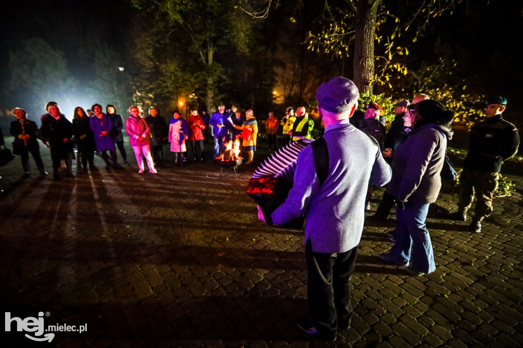 Śpiewanki Patriotyczne przy Warcie Niepodległości