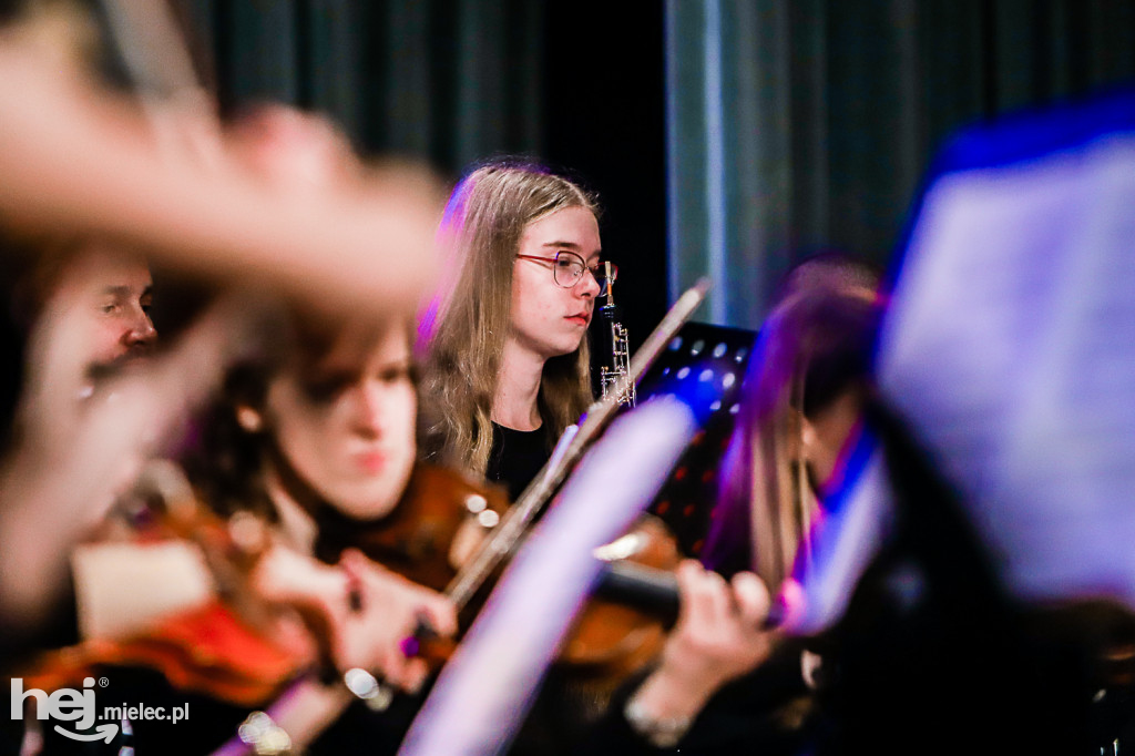 Niepodległościowy koncert Mieleckiej Orkiestry Symfonicznej