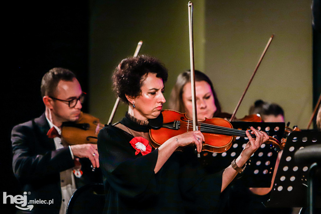 Niepodległościowy koncert Mieleckiej Orkiestry Symfonicznej