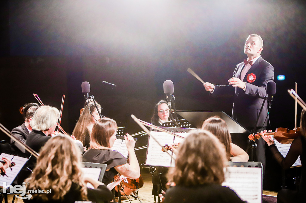 Niepodległościowy koncert Mieleckiej Orkiestry Symfonicznej