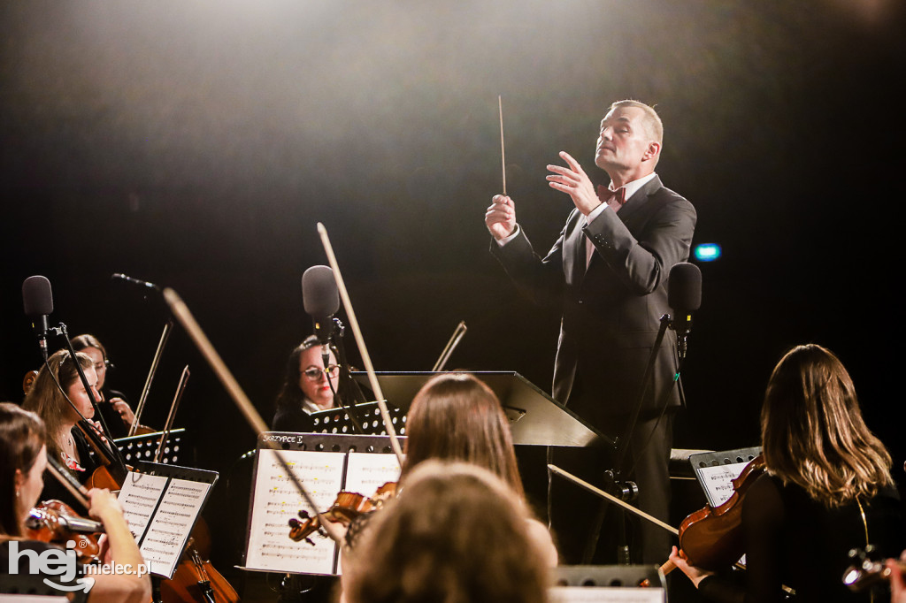 Niepodległościowy koncert Mieleckiej Orkiestry Symfonicznej