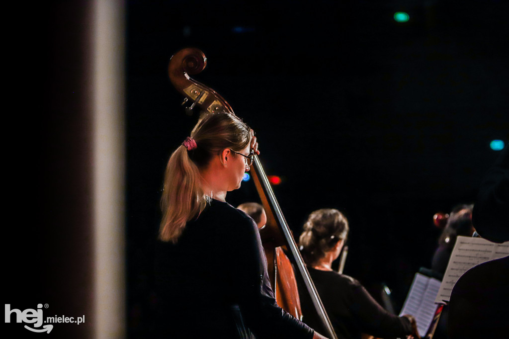 Niepodległościowy koncert Mieleckiej Orkiestry Symfonicznej