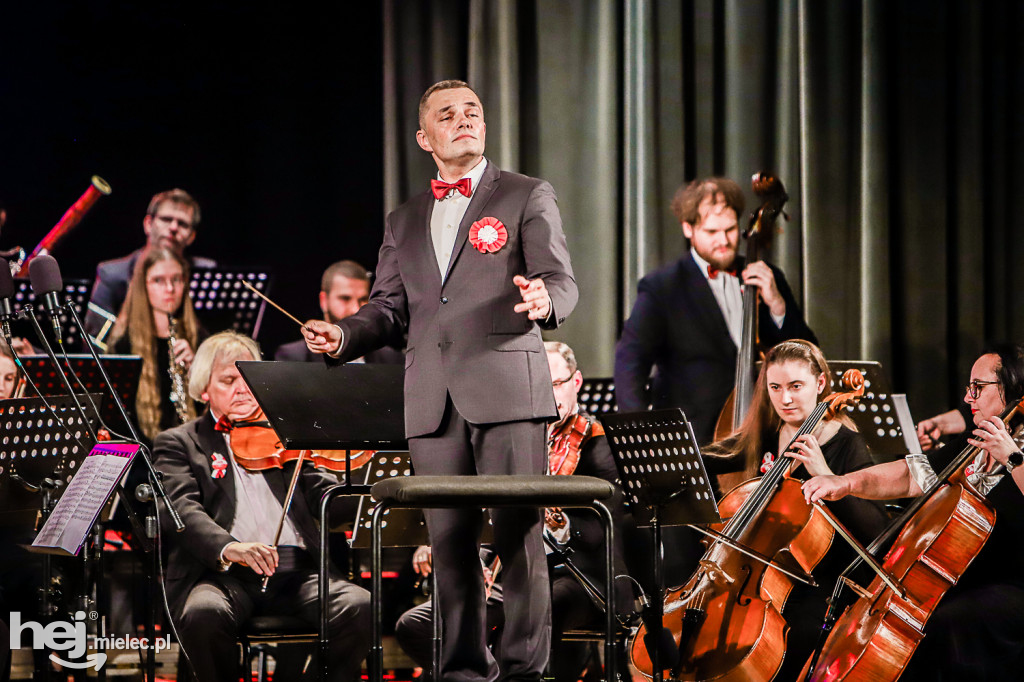 Niepodległościowy koncert Mieleckiej Orkiestry Symfonicznej