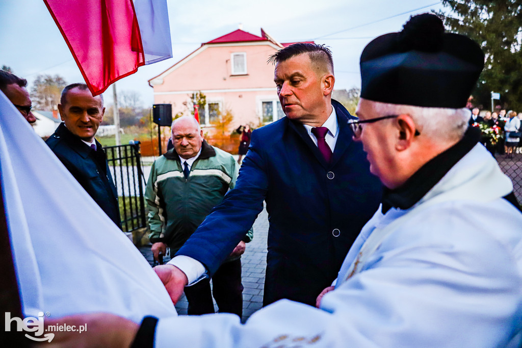 Świętowali niepodległość w miejscu urodzenia Łukasiewicza
