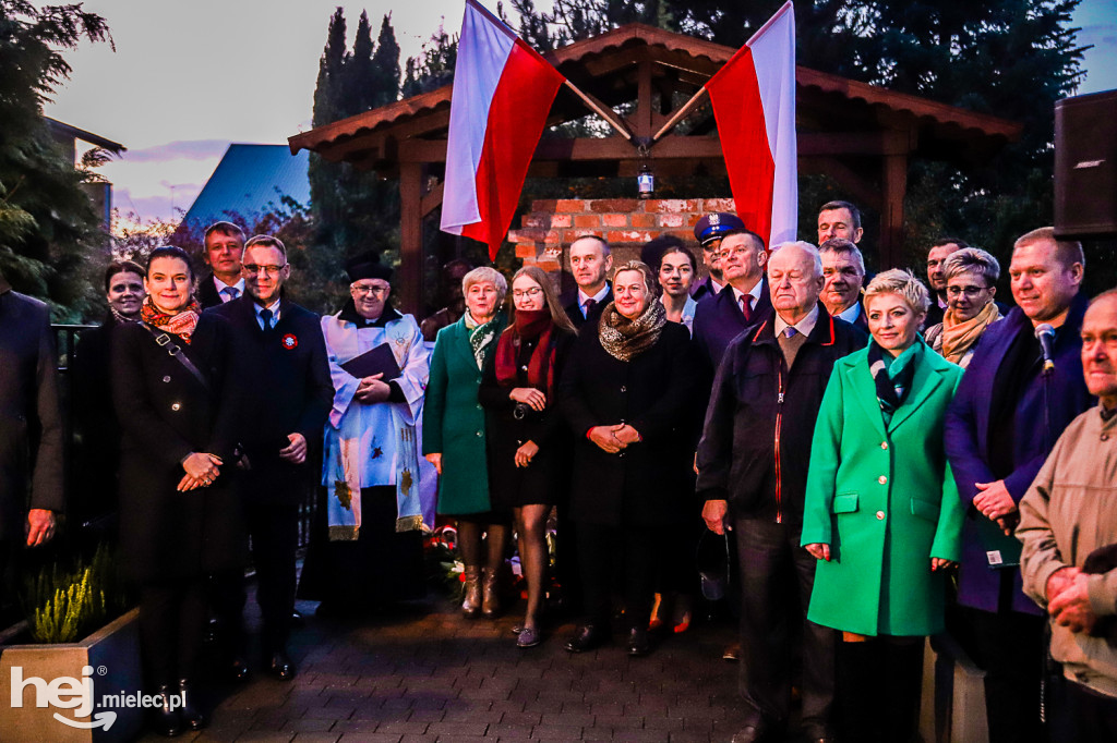 Świętowali niepodległość w miejscu urodzenia Łukasiewicza