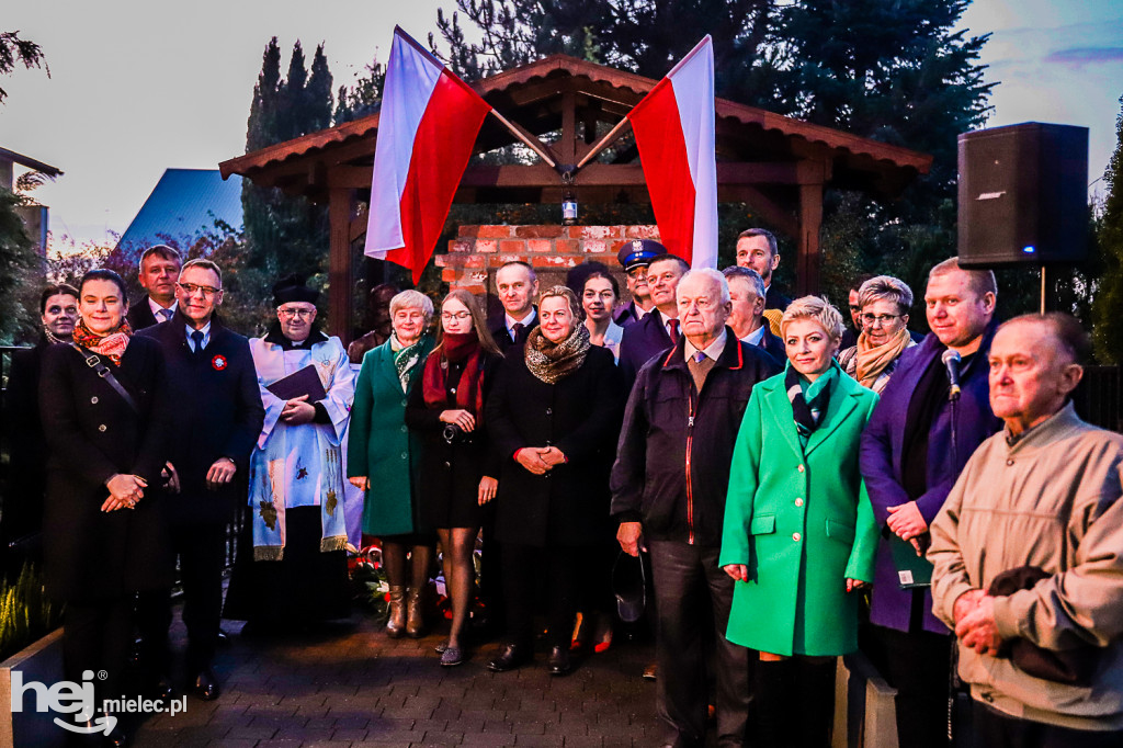Świętowali niepodległość w miejscu urodzenia Łukasiewicza