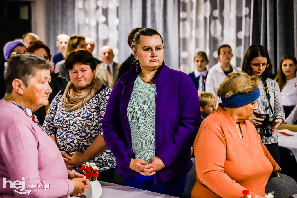Świętowali niepodległość w miejscu urodzenia Łukasiewicza