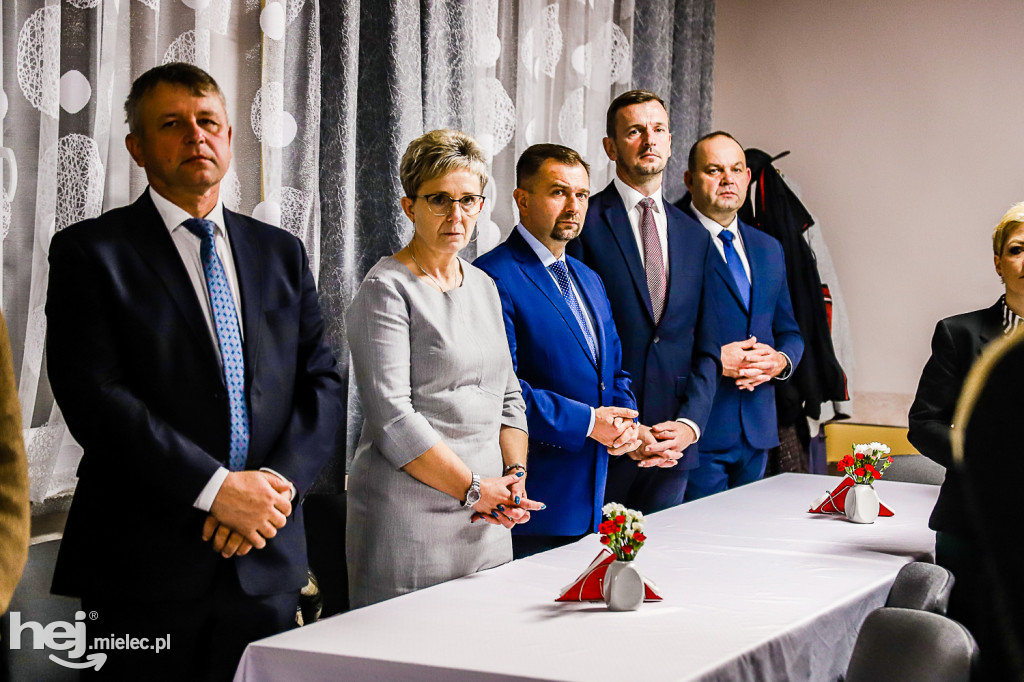 Świętowali niepodległość w miejscu urodzenia Łukasiewicza