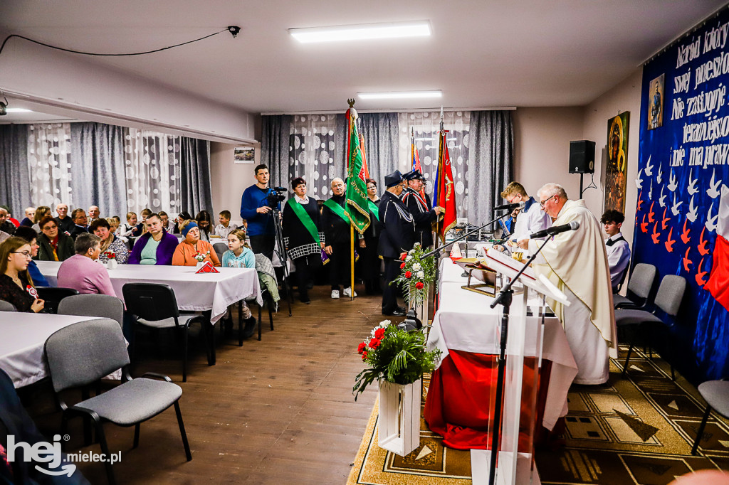 Świętowali niepodległość w miejscu urodzenia Łukasiewicza