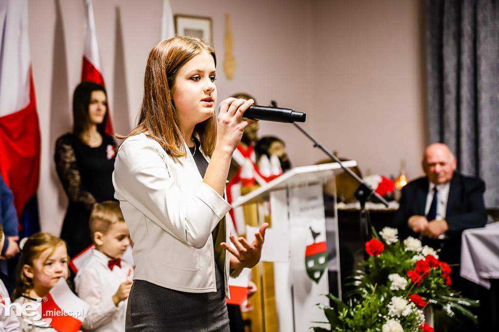 Świętowali niepodległość w miejscu urodzenia Łukasiewicza