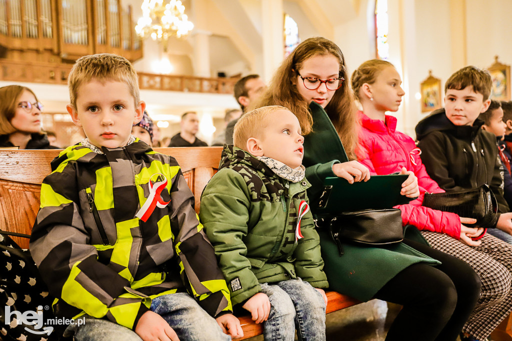 Patriotyczna i dobroczynna niedziela w Rzochowie