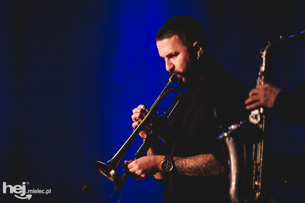 Koncert Andrzeja Krzywego i Macieja Miecznikowskiego