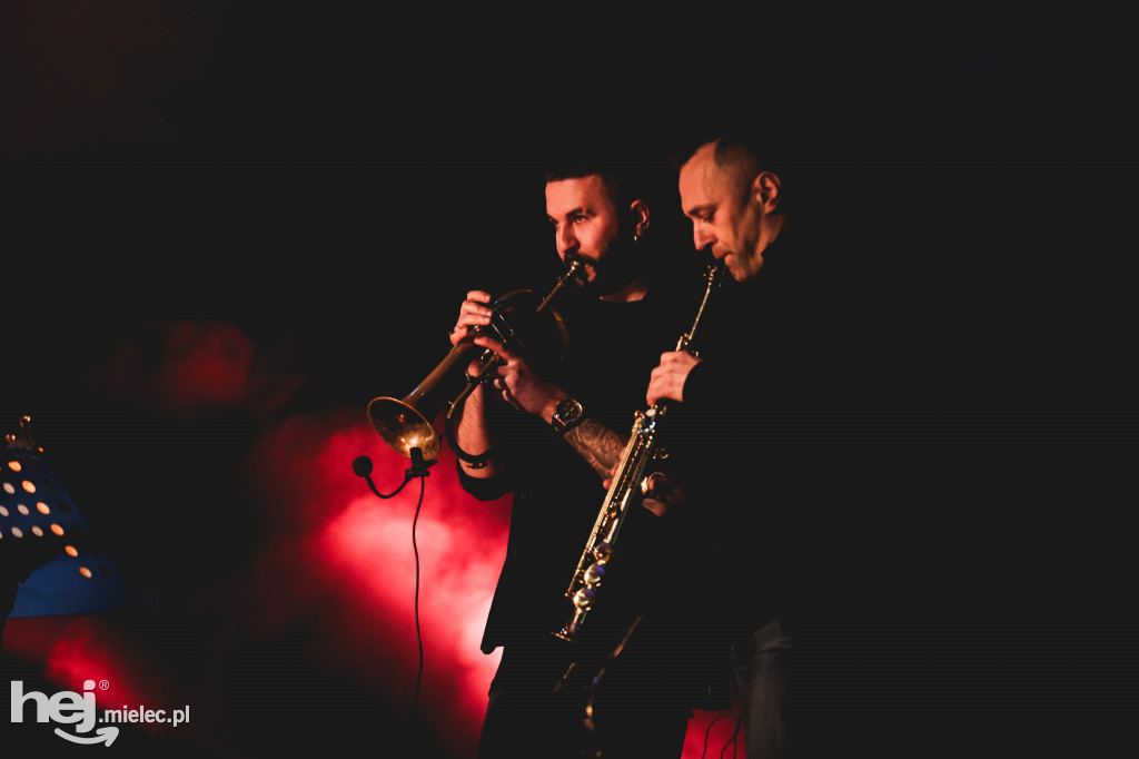 Koncert Andrzeja Krzywego i Macieja Miecznikowskiego