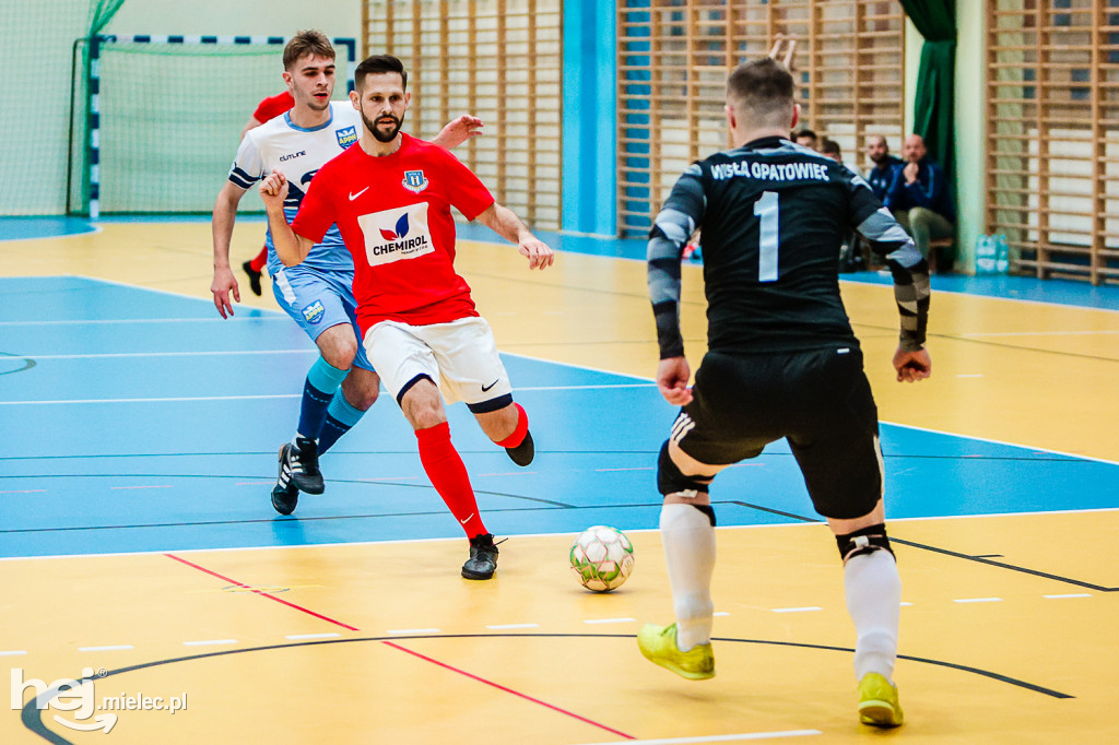 KF STAL MIELEC – WISŁA OPATOWIEC