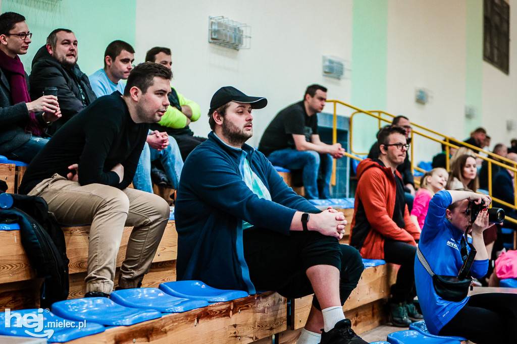 KF STAL MIELEC – WISŁA OPATOWIEC