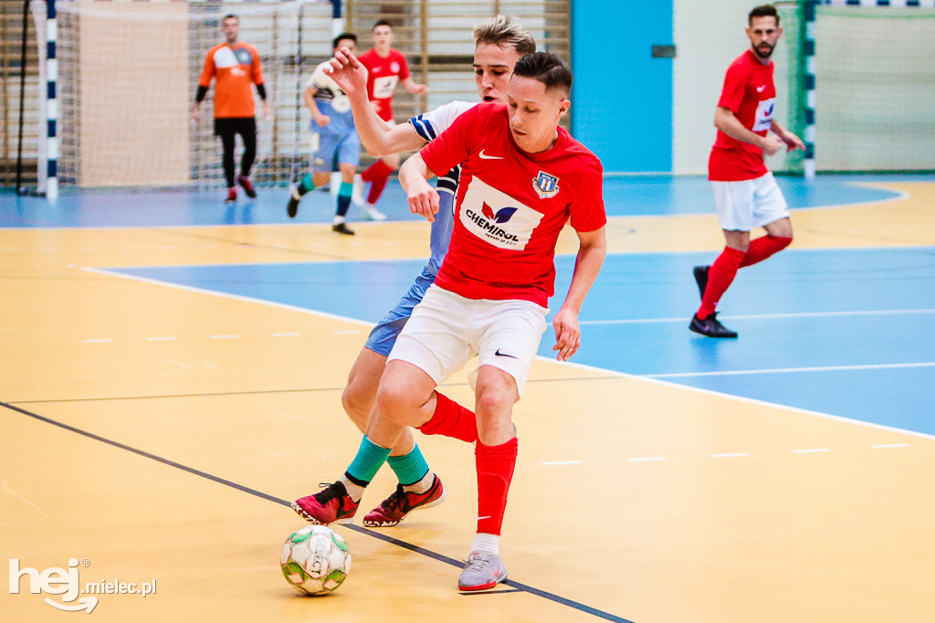 KF STAL MIELEC – WISŁA OPATOWIEC