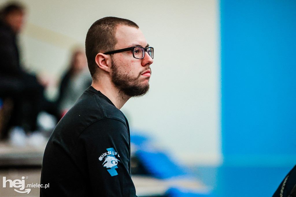 KF STAL MIELEC – WISŁA OPATOWIEC