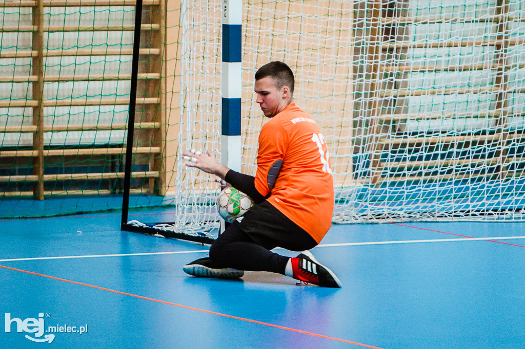 KF STAL MIELEC – WISŁA OPATOWIEC