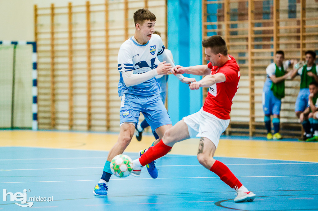 KF STAL MIELEC – WISŁA OPATOWIEC