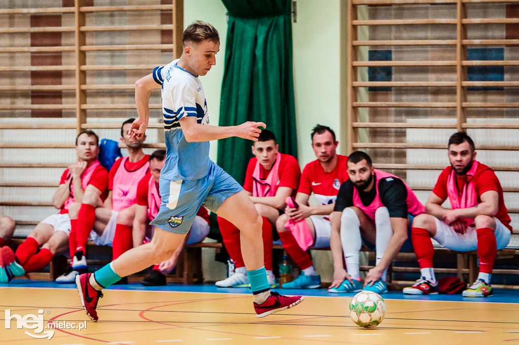 KF STAL MIELEC – WISŁA OPATOWIEC