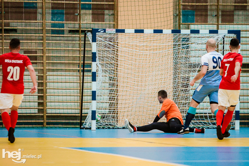 KF STAL MIELEC – WISŁA OPATOWIEC