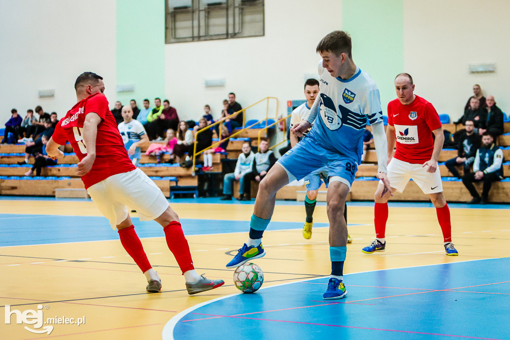 KF STAL MIELEC – WISŁA OPATOWIEC