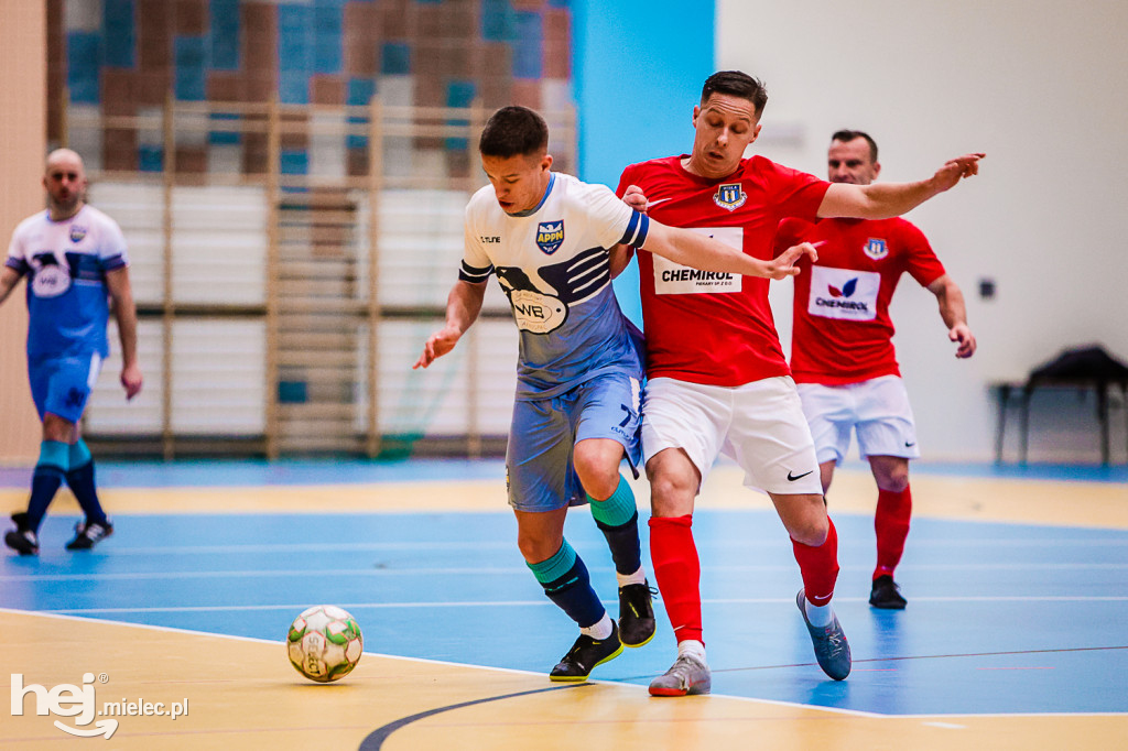 KF STAL MIELEC – WISŁA OPATOWIEC