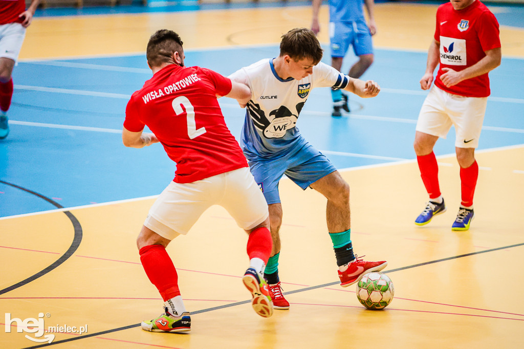 KF STAL MIELEC – WISŁA OPATOWIEC
