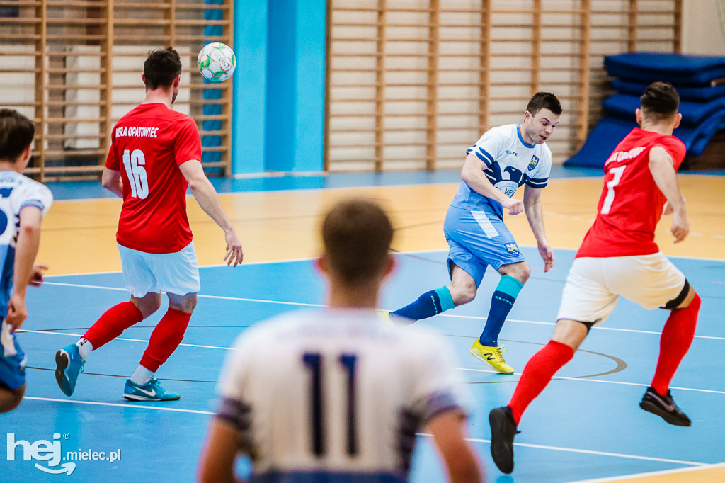 KF STAL MIELEC – WISŁA OPATOWIEC