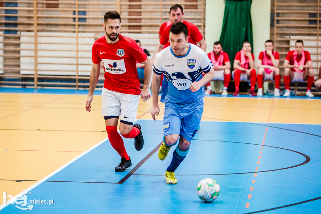 KF STAL MIELEC – WISŁA OPATOWIEC