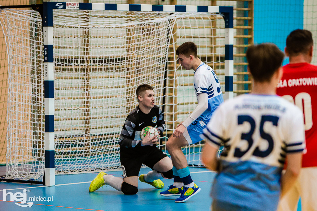 KF STAL MIELEC – WISŁA OPATOWIEC