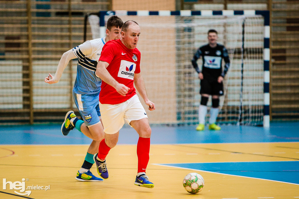 KF STAL MIELEC – WISŁA OPATOWIEC