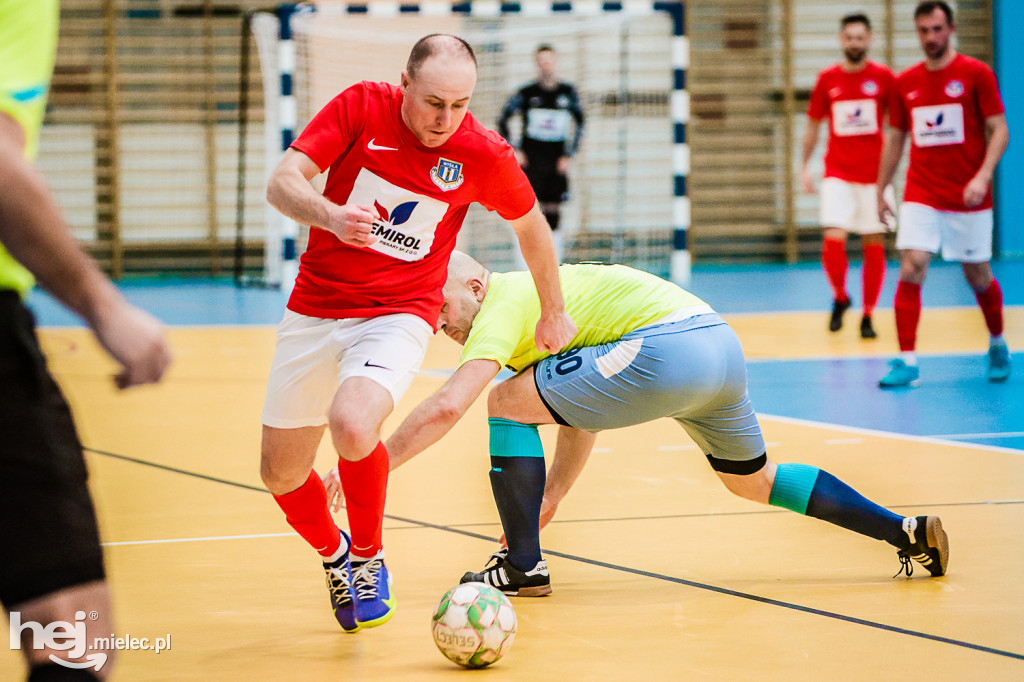 KF STAL MIELEC – WISŁA OPATOWIEC
