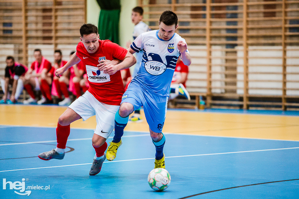 KF STAL MIELEC – WISŁA OPATOWIEC