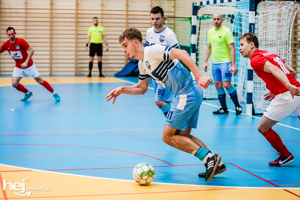KF STAL MIELEC – WISŁA OPATOWIEC
