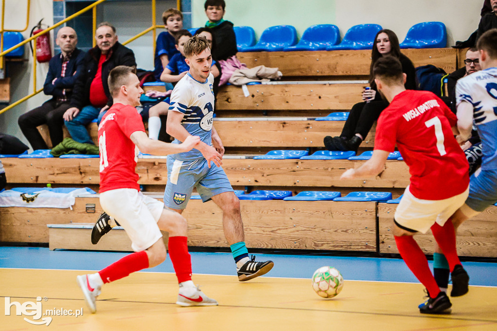 KF STAL MIELEC – WISŁA OPATOWIEC