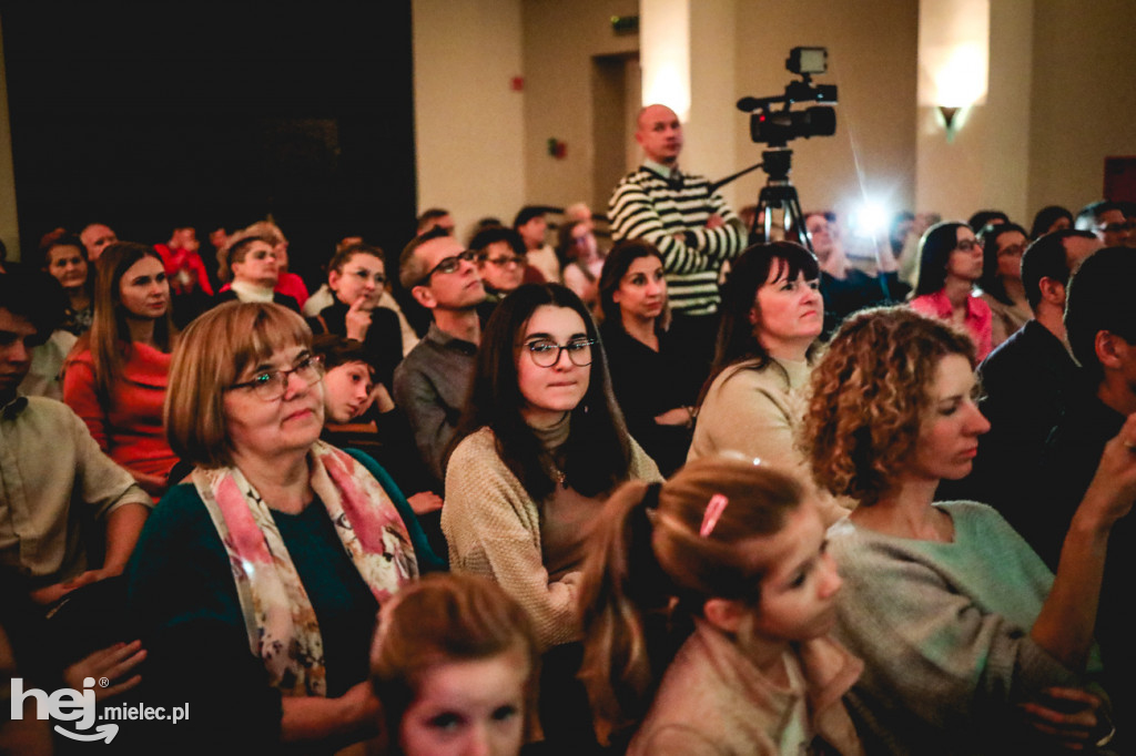 Grupa wokalna Kameleon zaśpiewała kolędy