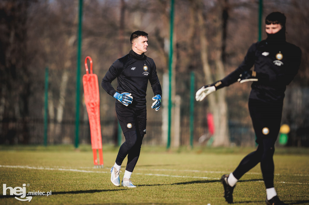 PGE FKS Stal Mielec wróciła do treningów