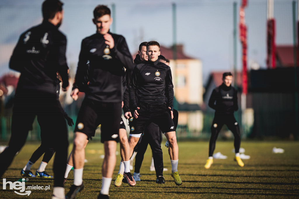 PGE FKS Stal Mielec wróciła do treningów