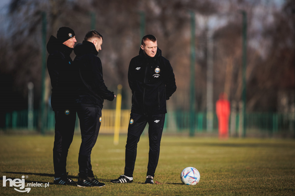 PGE FKS Stal Mielec wróciła do treningów