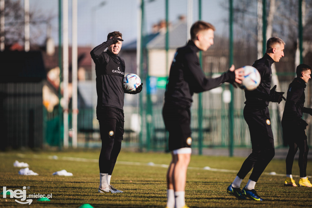 PGE FKS Stal Mielec wróciła do treningów