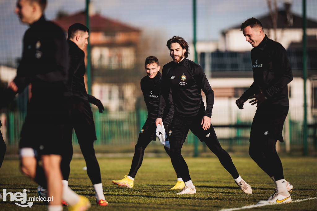 PGE FKS Stal Mielec wróciła do treningów