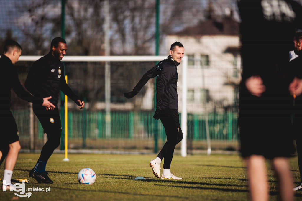 PGE FKS Stal Mielec wróciła do treningów