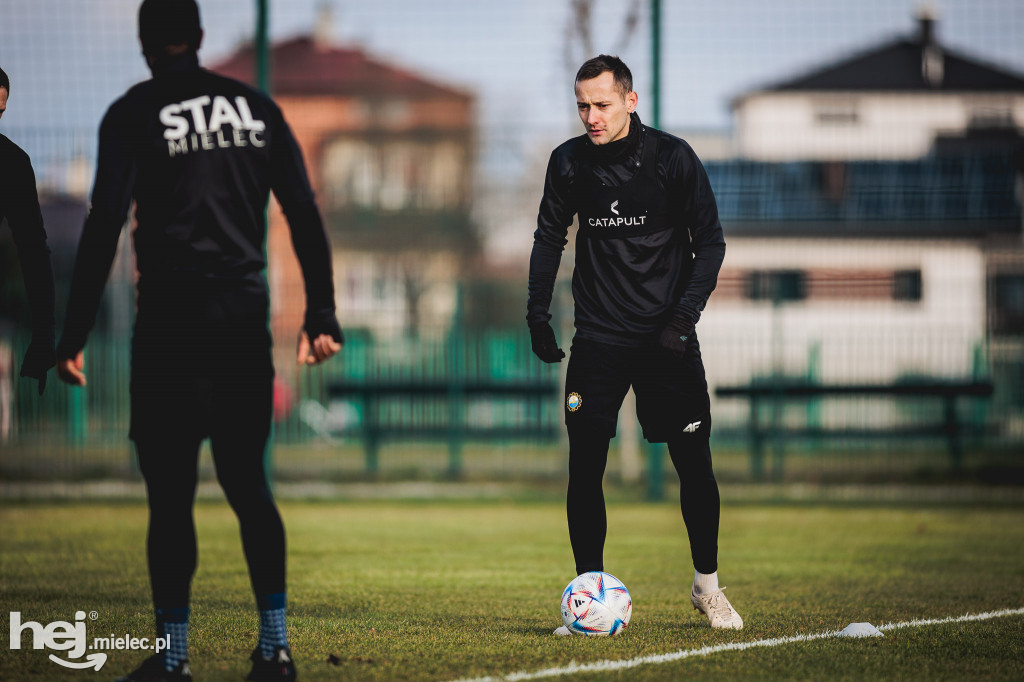 PGE FKS Stal Mielec wróciła do treningów