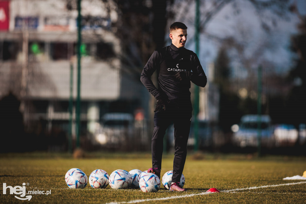 PGE FKS Stal Mielec wróciła do treningów