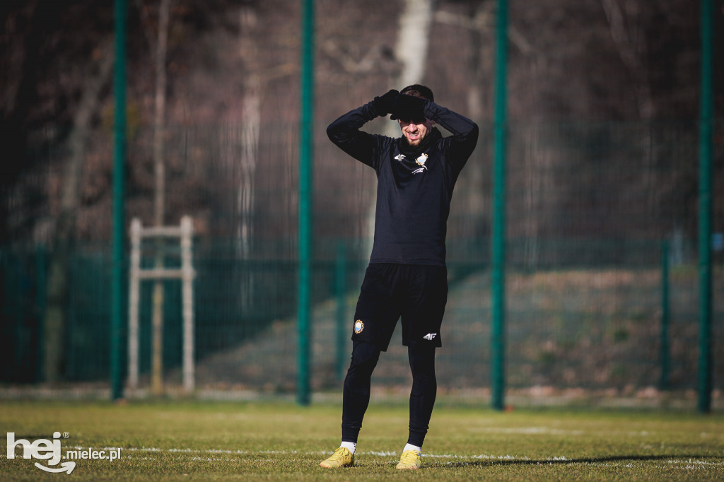 PGE FKS Stal Mielec wróciła do treningów