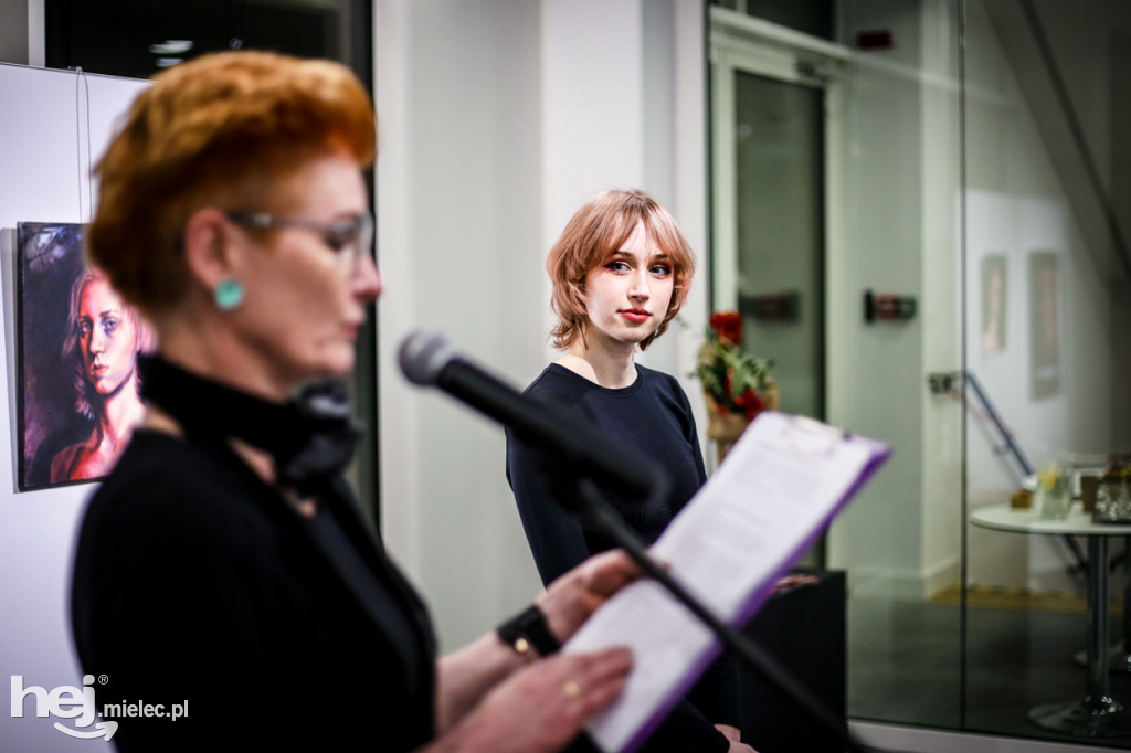 Wystawa Aleksandry Sokół „Interakcje” w Galerii MBP