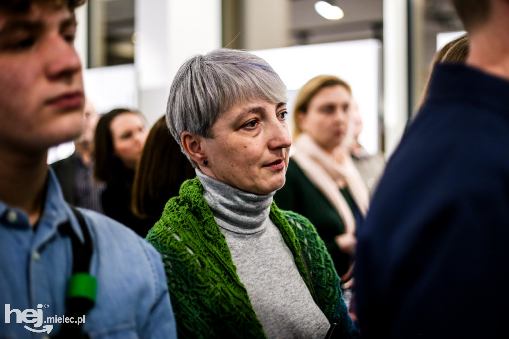 Wystawa Aleksandry Sokół „Interakcje” w Galerii MBP